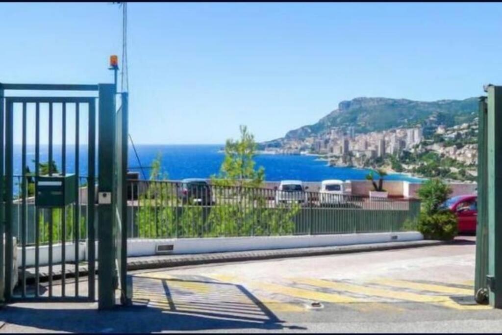 Grand Bleu, Appartamento Vista Mare E Monaco Roquebrune-Cap-Martin Luaran gambar